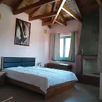 Apartment Garavelas το σπιτι στην καστανιανη μαστοροχωρια κονιτσα Kastanea