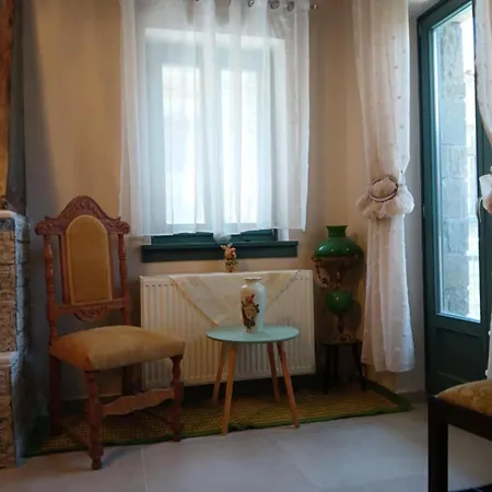 Garavelas το σπιτι στην καστανιανη μαστοροχωρια κονιτσα Διαμέρισμα *